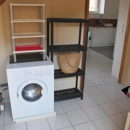Apparte Cosy Avec Terrasse Et Parking Dinan Exterior photo